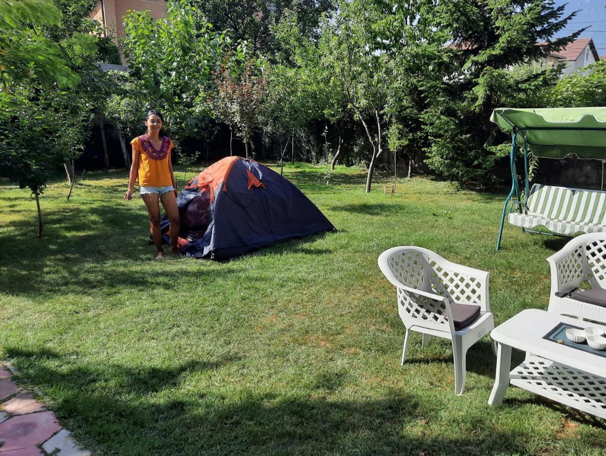 Bus Station Hostel Печ Екстер'єр фото