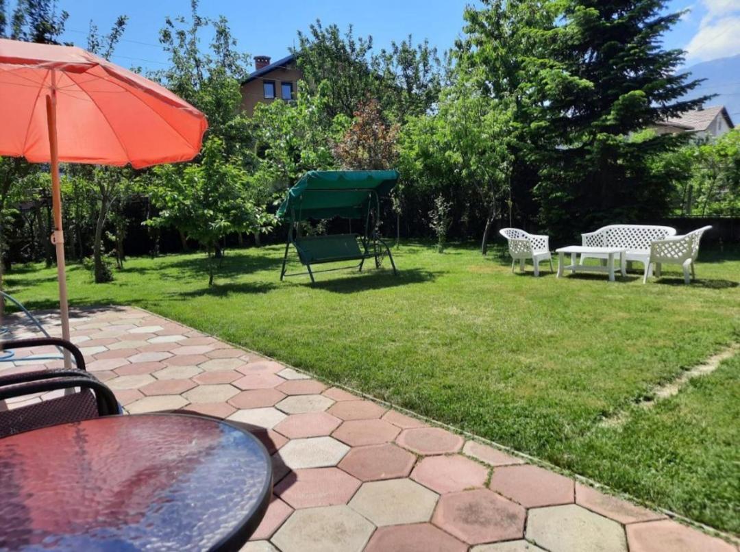 Bus Station Hostel Печ Екстер'єр фото